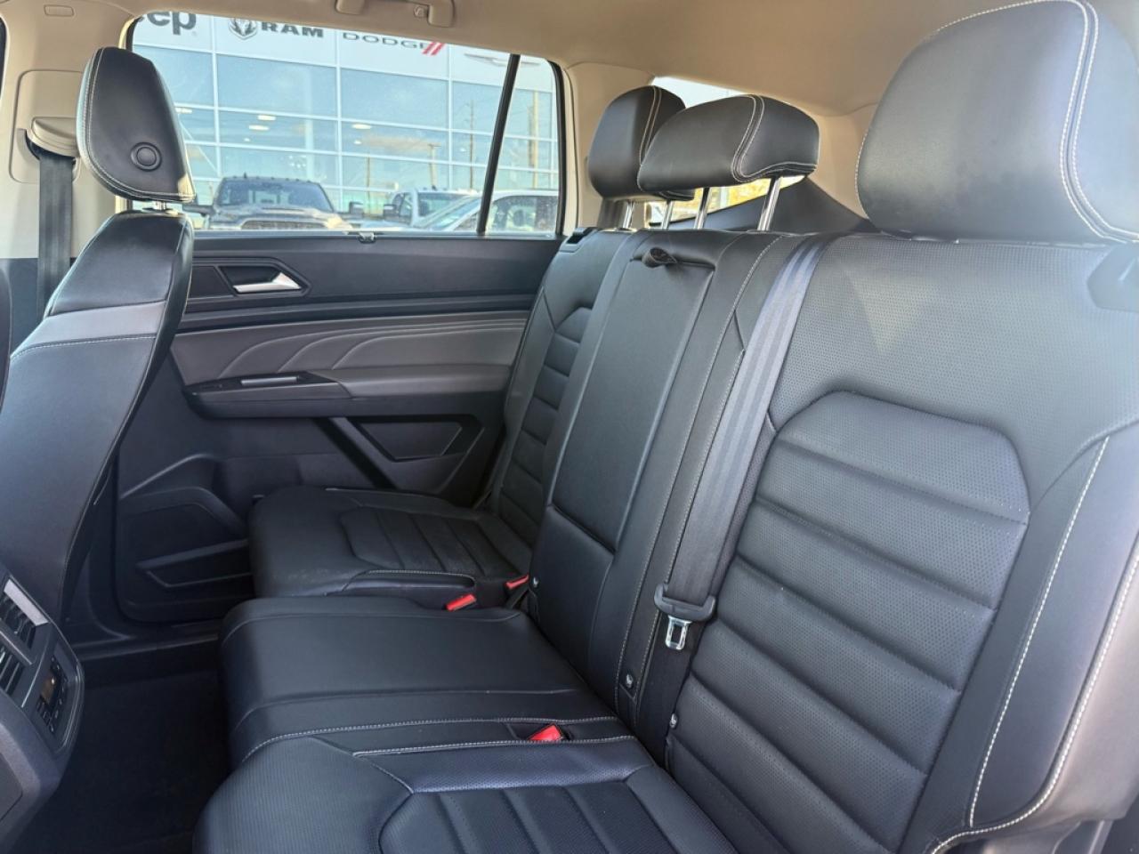 2023 Volkswagen Atlas Highline 3.6 FSI  - Sunroof - $115.88 /Wk Photo