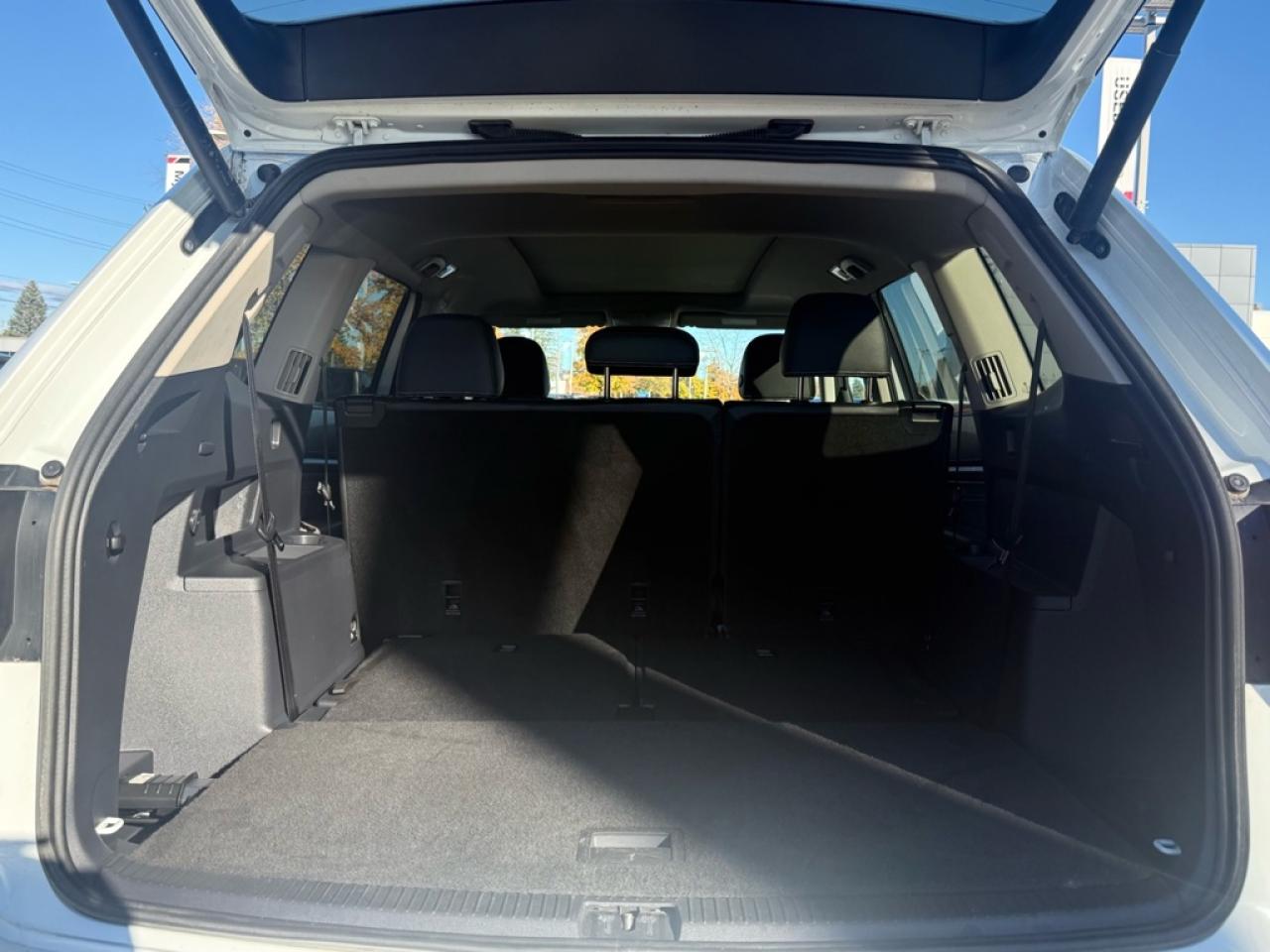 2023 Volkswagen Atlas Highline 3.6 FSI  - Sunroof - $115.88 /Wk Photo