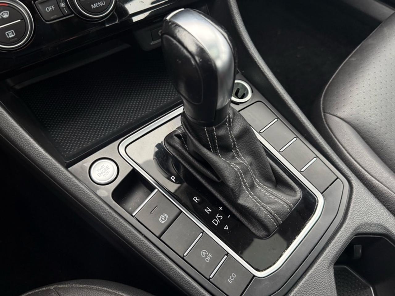 2021 Volkswagen Jetta Highline  - Navigation -  Sunroof Photo