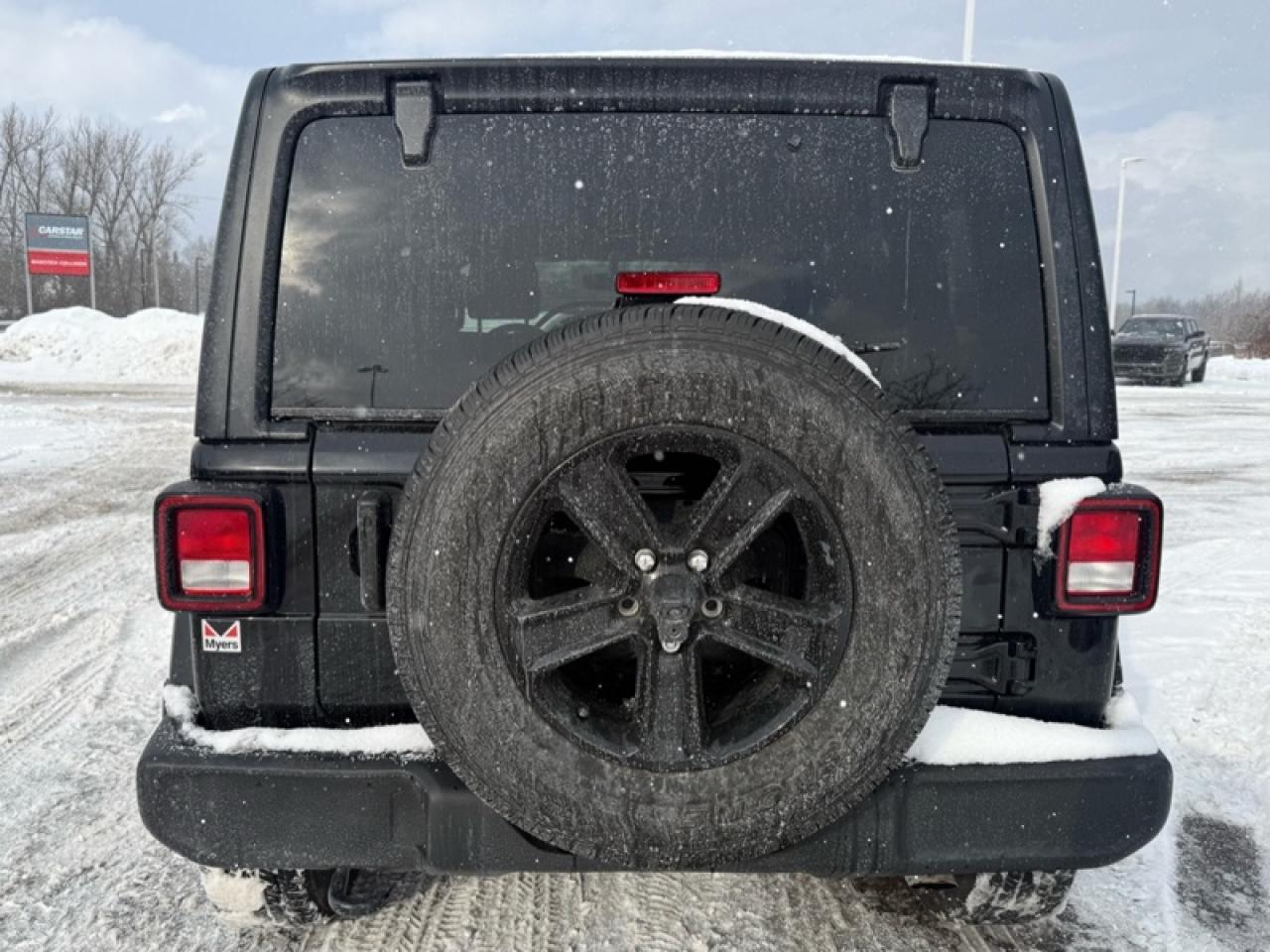 2023 Jeep Wrangler Sport Altitude  - 4G Wi-Fi Photo