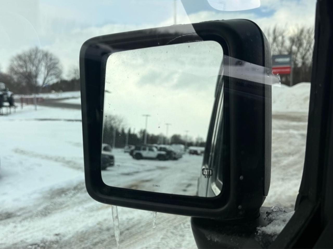 2023 Jeep Wrangler Sport Altitude  - 4G Wi-Fi Photo