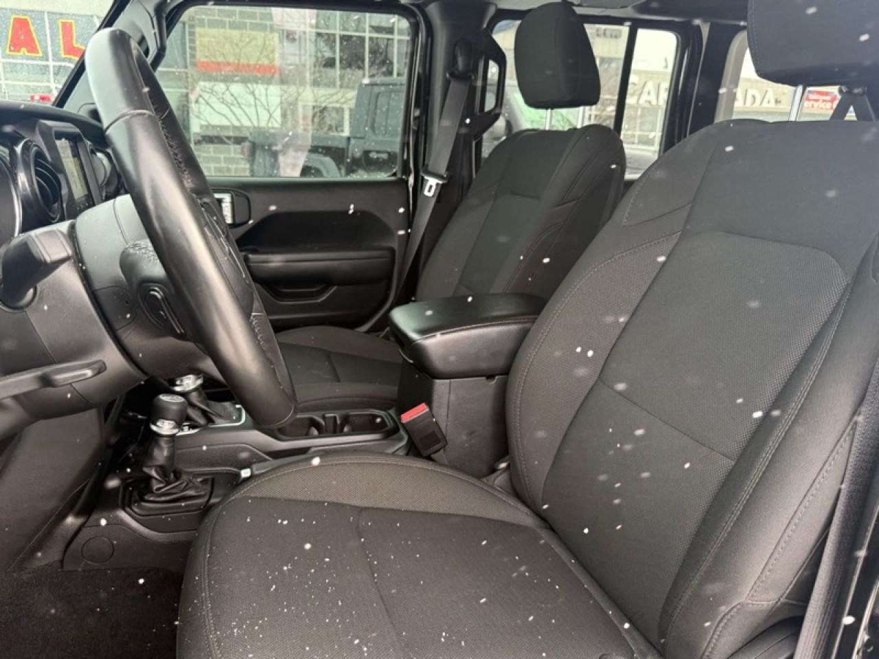 2023 Jeep Wrangler Sport Altitude  - 4G Wi-Fi Photo