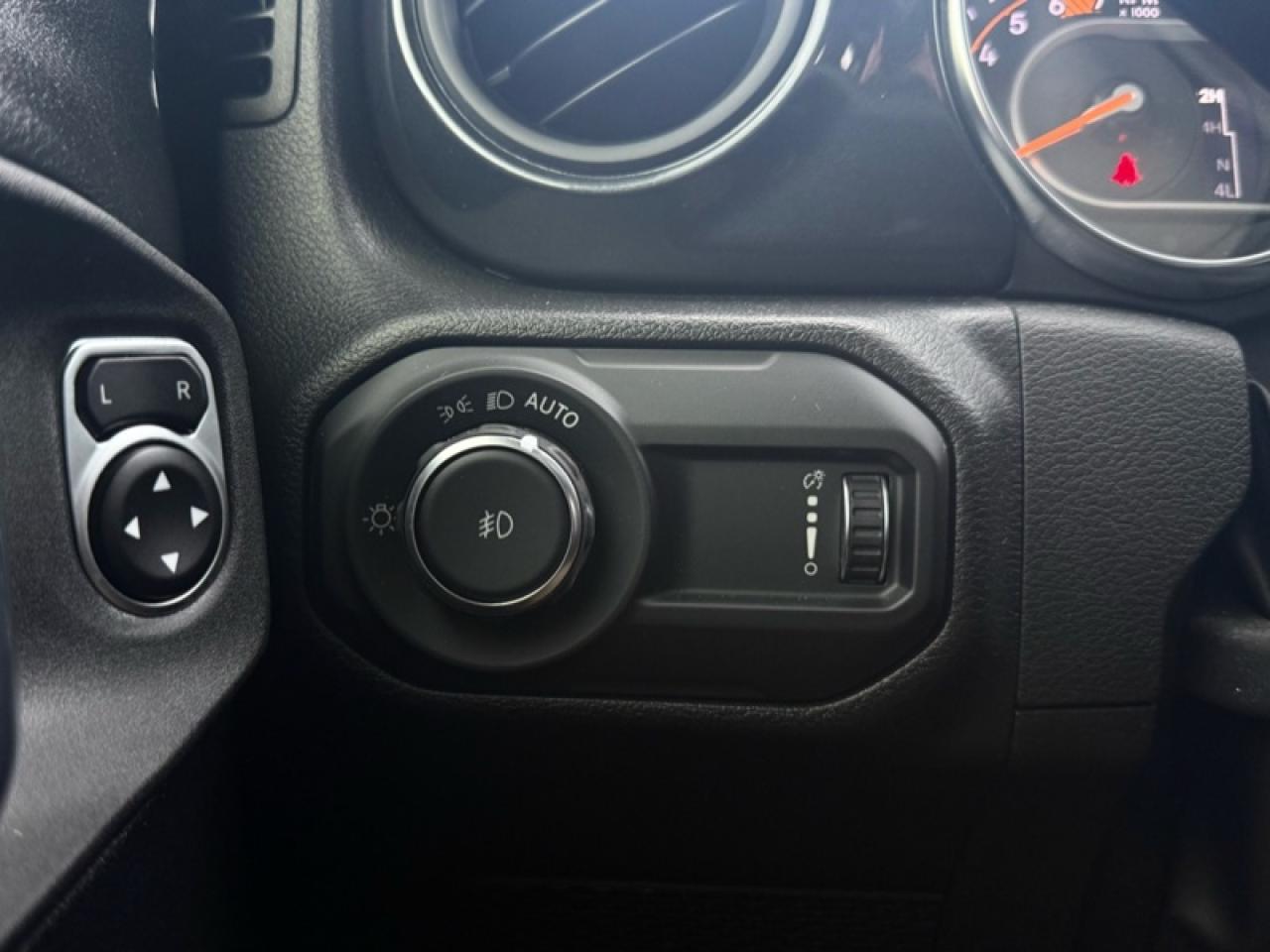2023 Jeep Wrangler Sport Altitude  - 4G Wi-Fi Photo