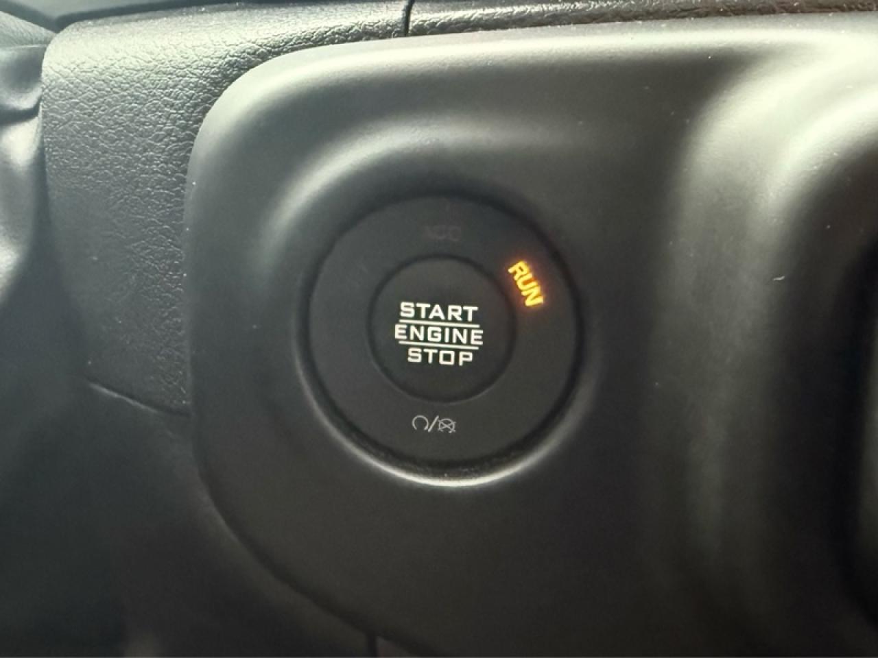 2023 Jeep Wrangler Sport Altitude  - 4G Wi-Fi Photo