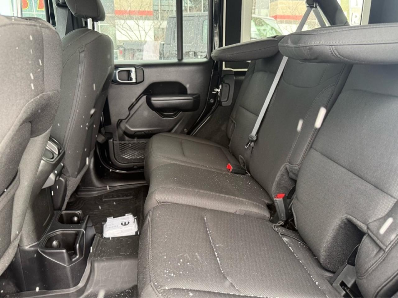 2023 Jeep Wrangler Sport Altitude  - 4G Wi-Fi Photo