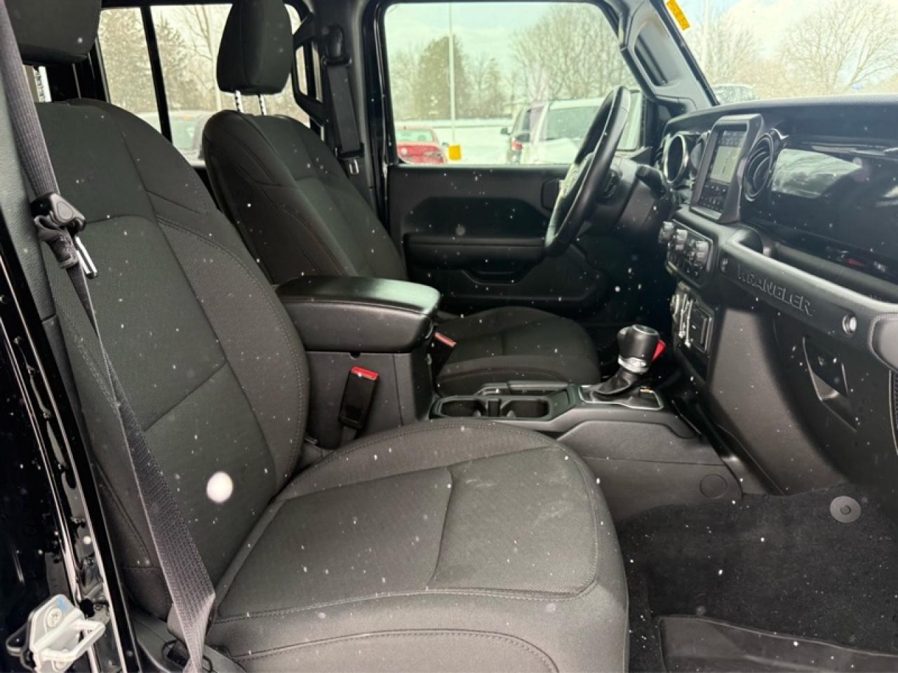 2023 Jeep Wrangler Sport Altitude  - 4G Wi-Fi Photo