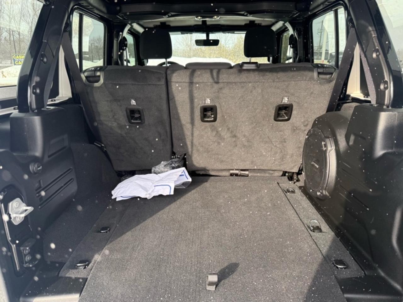 2023 Jeep Wrangler Sport Altitude  - 4G Wi-Fi Photo