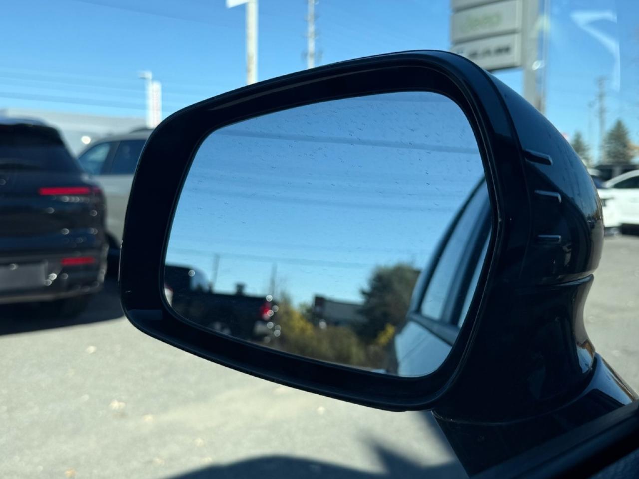 2024 Kia Carnival LX  - Apple CarPlay -  Android Auto - $108.96 /Wk Photo