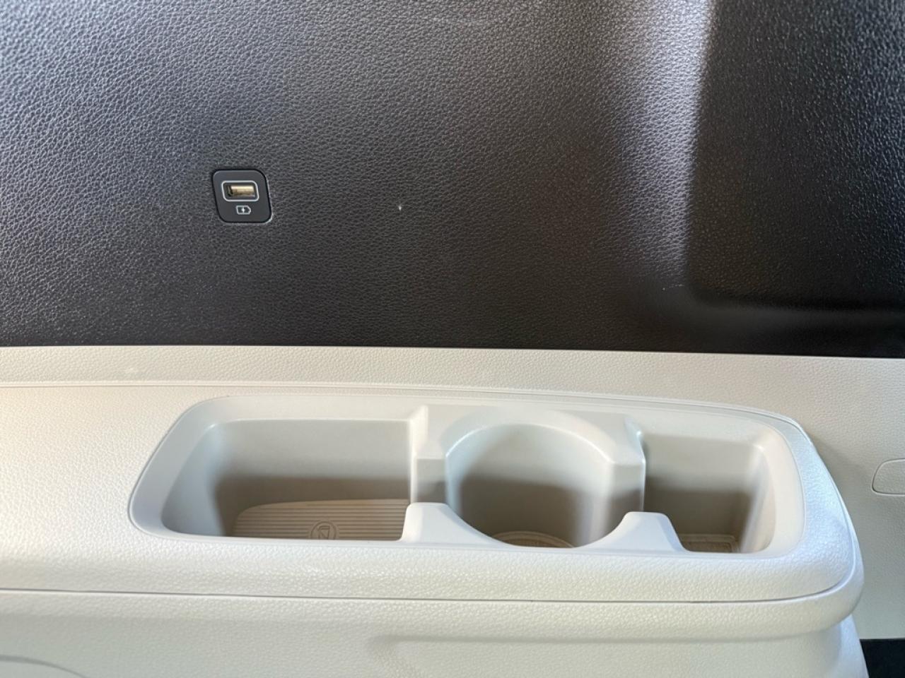 2024 Kia Carnival LX  - Apple CarPlay -  Android Auto - $108.96 /Wk Photo