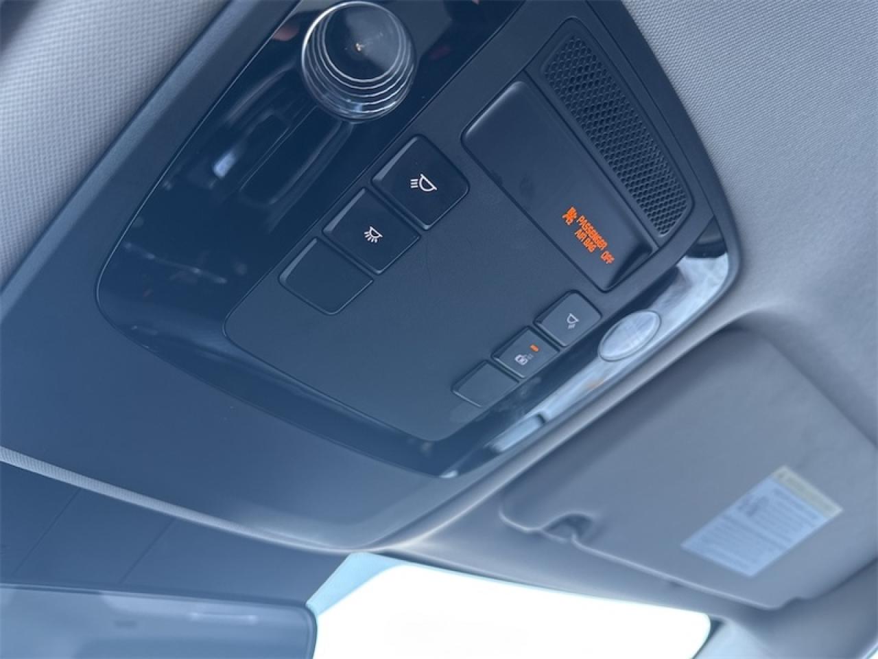 2024 Kia Carnival LX  - Apple CarPlay -  Android Auto Photo