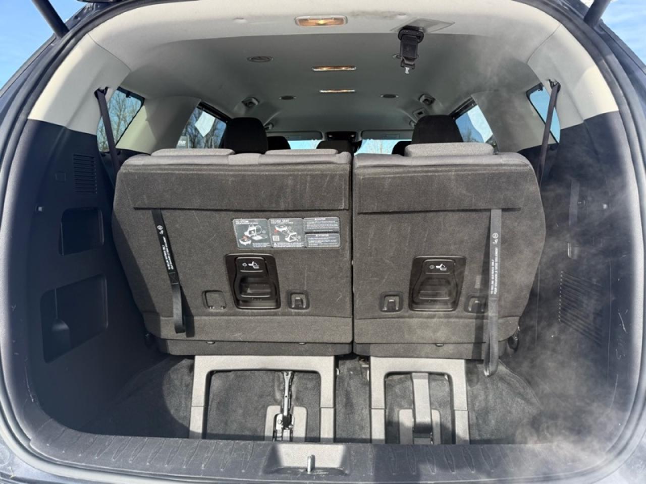 2024 Kia Carnival LX  - Apple CarPlay -  Android Auto Photo