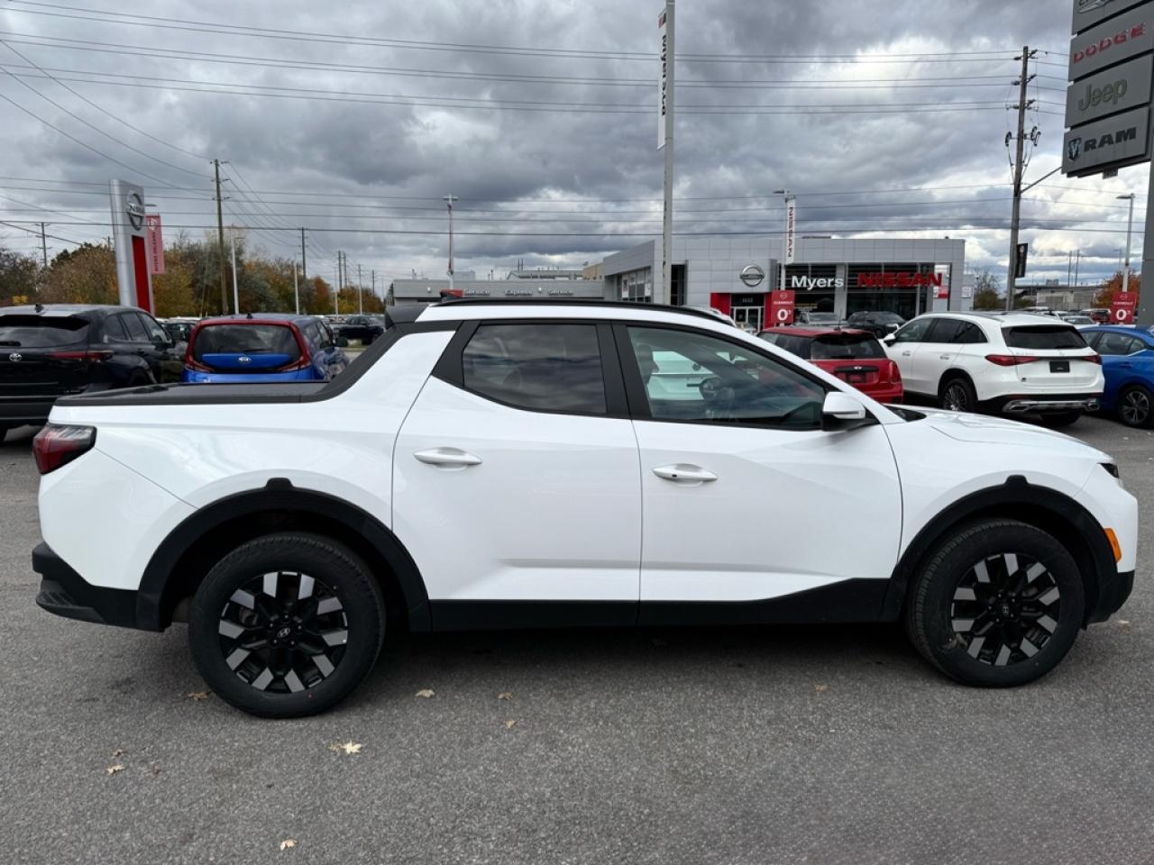 2025 Hyundai Santa Cruz Preferred  - Heated Seats - $123.70 /Wk Photo