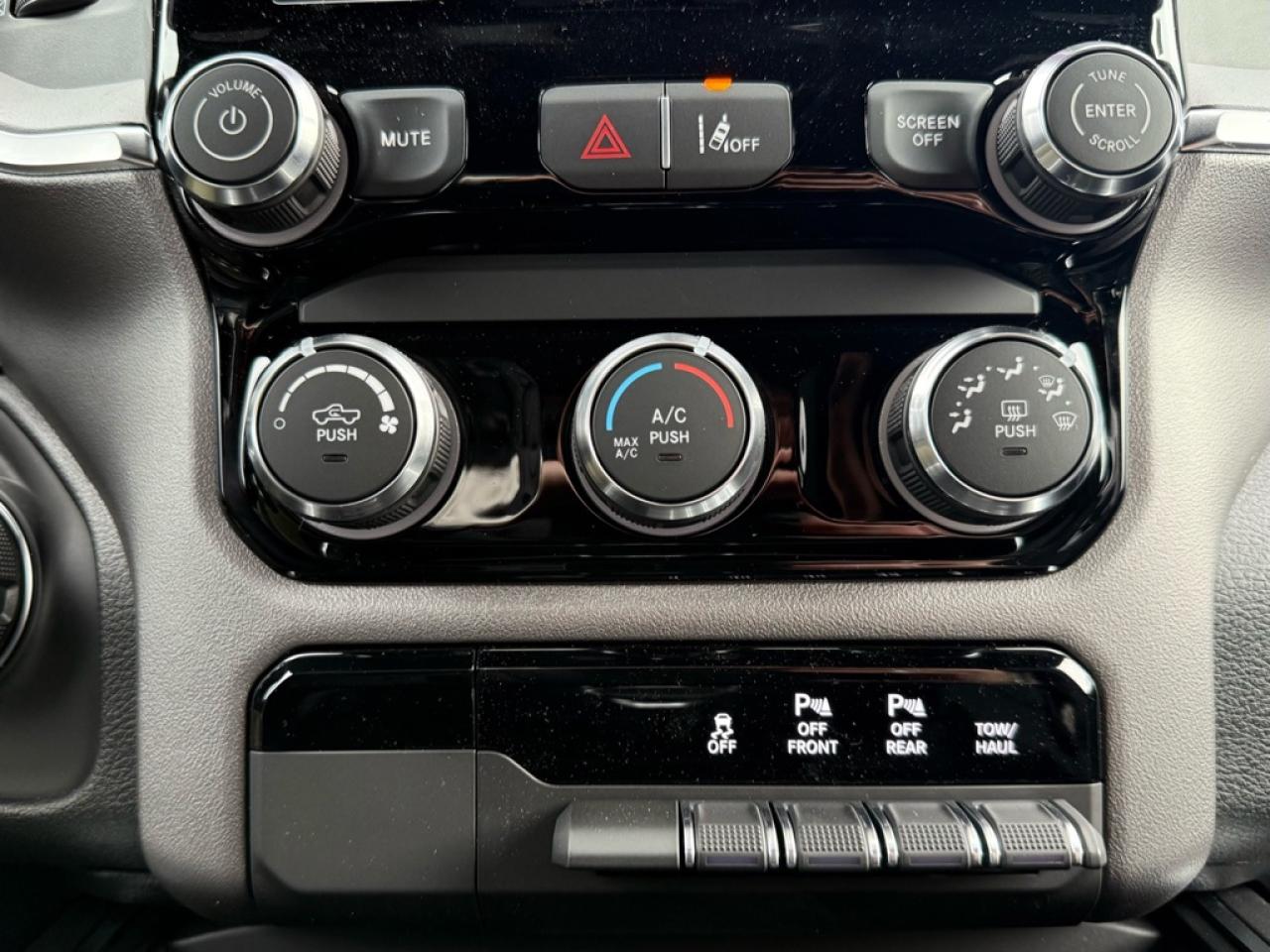 2026 RAM 1500 Express  -  Remote Start - $173.52 /Wk Photo