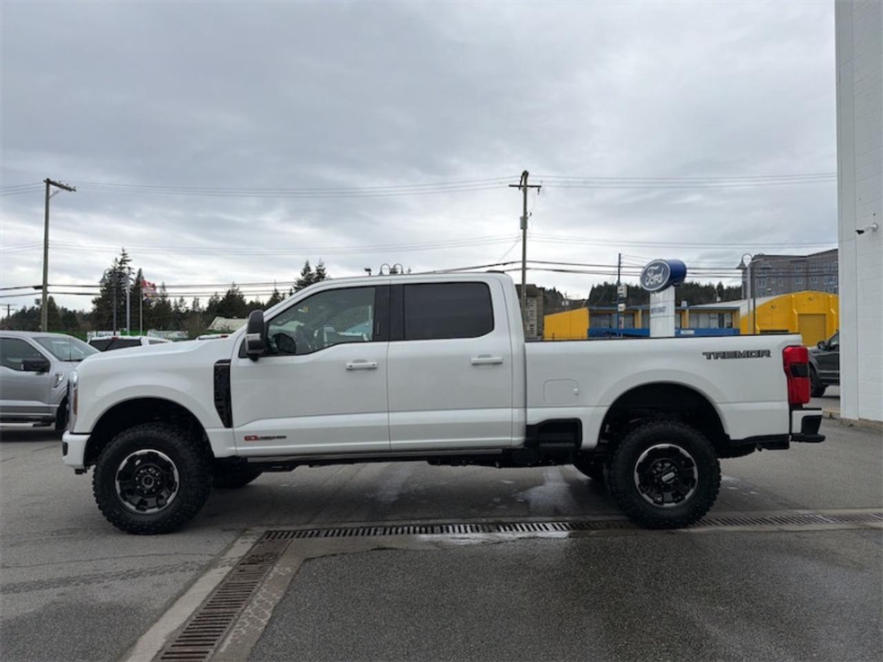 2026 Ford F-350 Super Duty Platinum  - Premium Audio Photo1