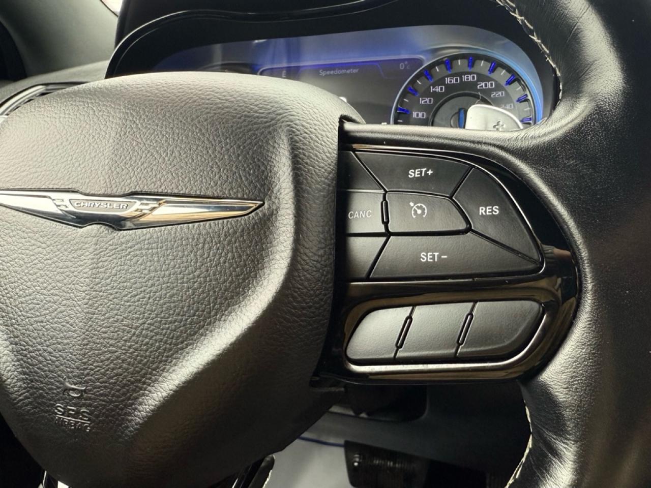 2022 Chrysler 300 S AWD  -  Sunroof -  Premium Audio - $83.97 /Wk Photo