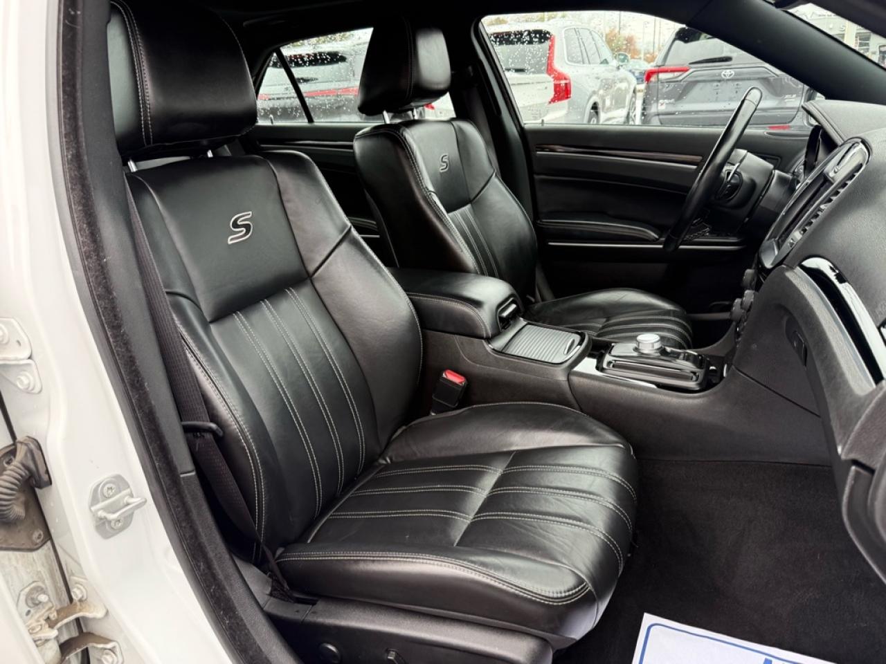 2022 Chrysler 300 S AWD  -  Sunroof -  Premium Audio - $83.97 /Wk Photo