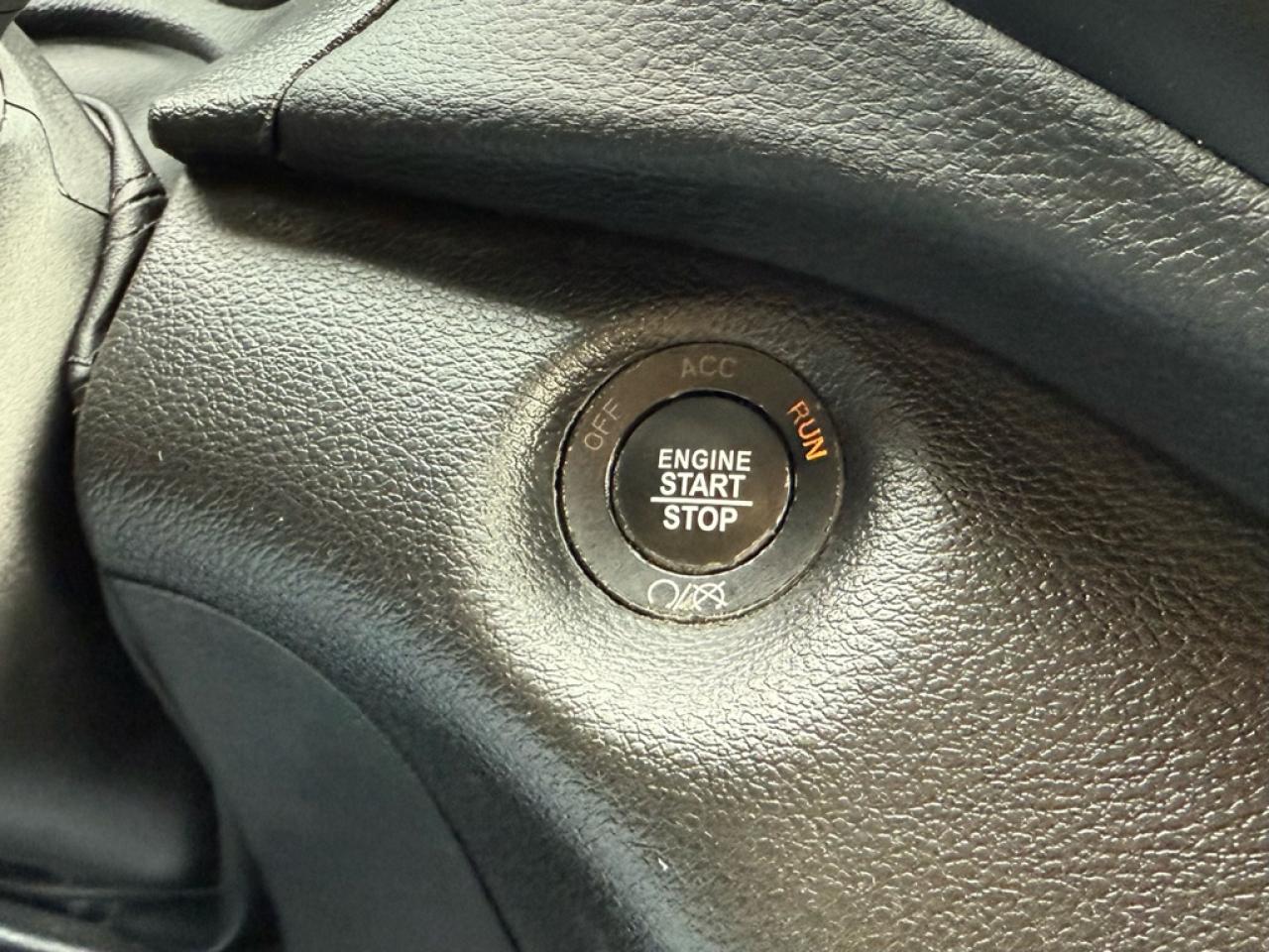 2022 Jeep Cherokee Trailhawk  - Android Auto -  Apple CarPlay - $85.94 /Wk Photo