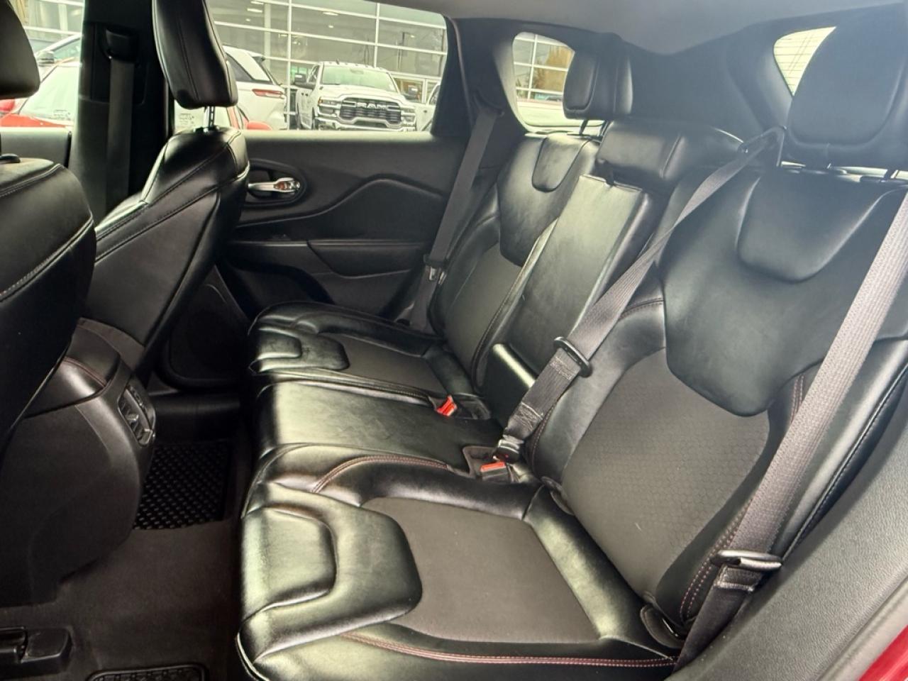 2022 Jeep Cherokee Trailhawk  - Android Auto -  Apple CarPlay - $85.94 /Wk Photo