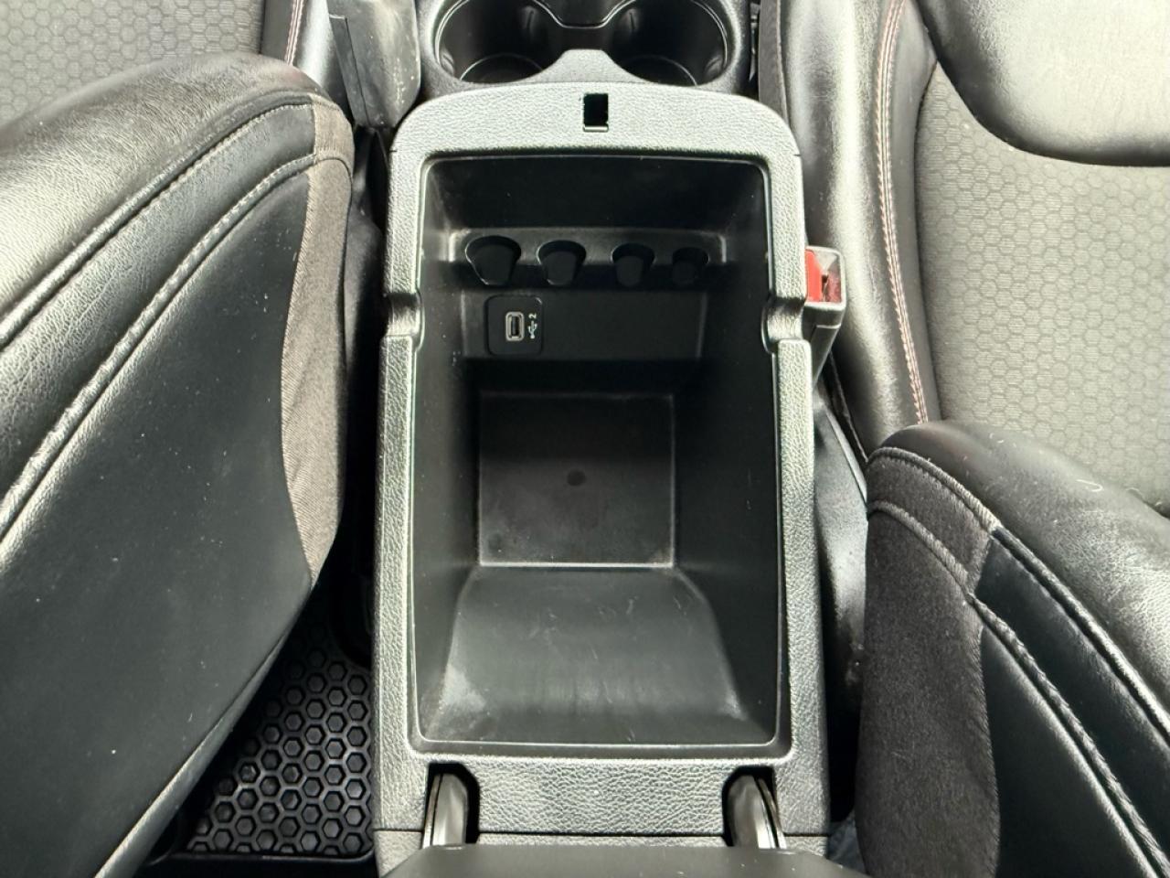 2022 Jeep Cherokee Trailhawk  - Android Auto -  Apple CarPlay - $85.94 /Wk Photo