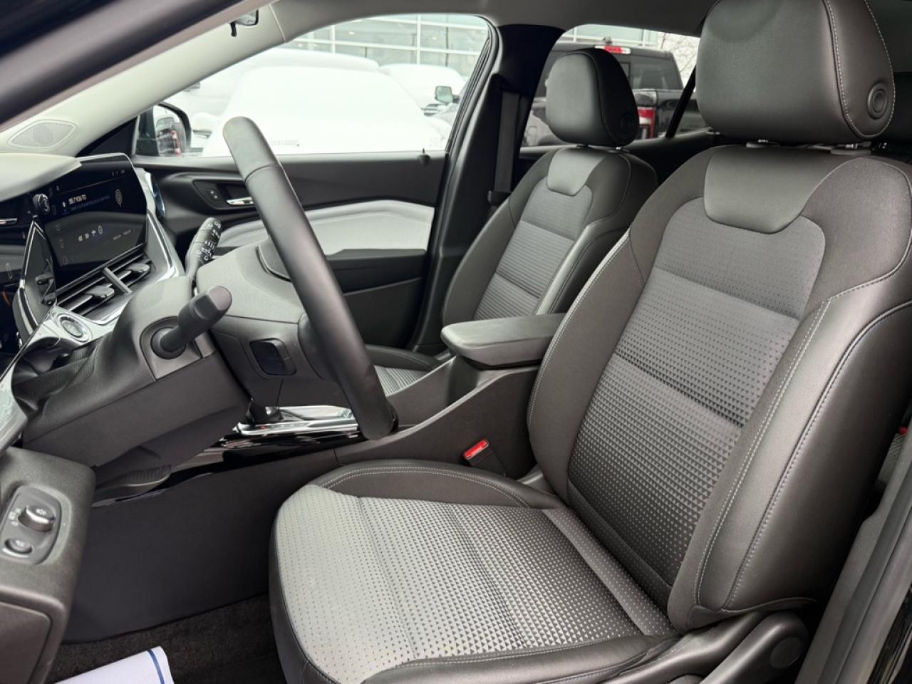 2025 Chevrolet Trax LT  - Heated Seats -  Remote Start - $78.70 /Wk Photo