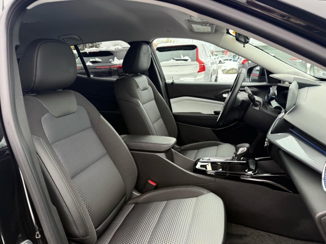 2025 Chevrolet Trax LT  - Heated Seats -  Remote Start - $78.70 /Wk Photo