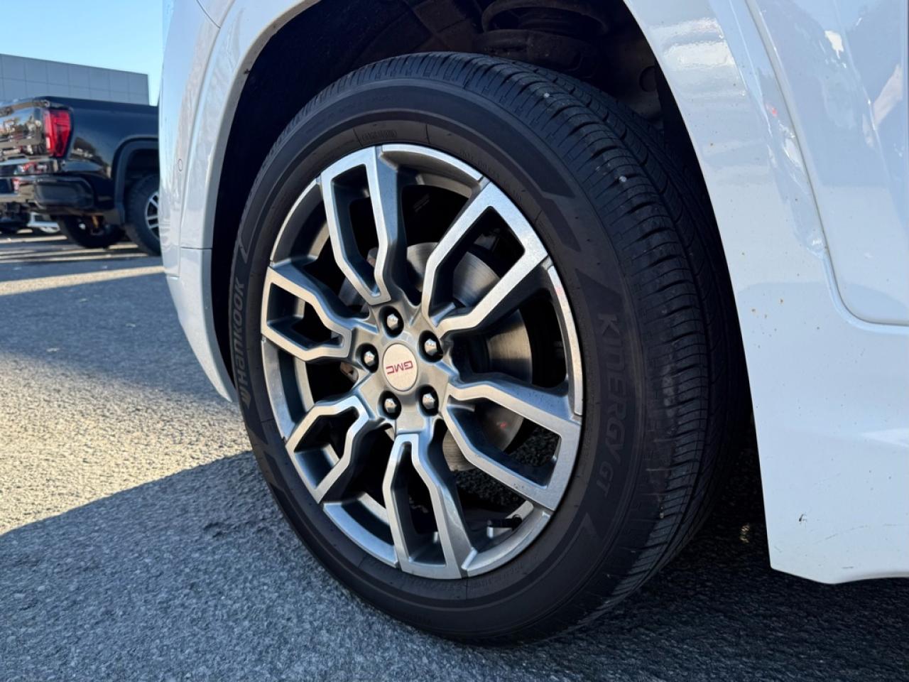 2024 GMC Terrain Denali  - Navigation -  Cooled Seats - $97.65 /Wk Photo