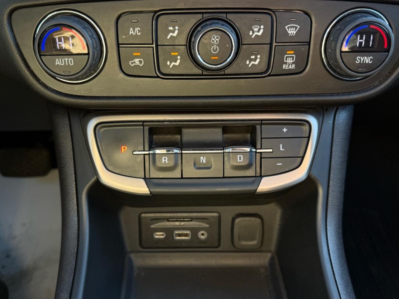 2024 GMC Terrain Denali  - Navigation -  Cooled Seats - $97.65 /Wk Photo