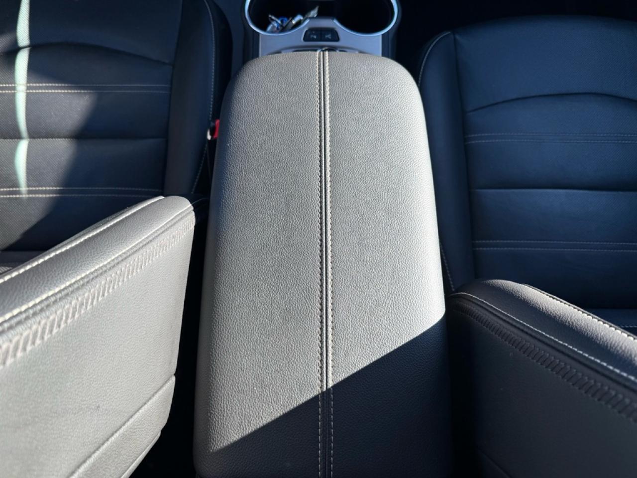 2024 GMC Terrain Denali  - Navigation -  Cooled Seats - $97.65 /Wk Photo