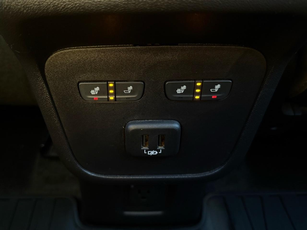 2024 GMC Terrain Denali  - Navigation -  Cooled Seats - $97.65 /Wk Photo