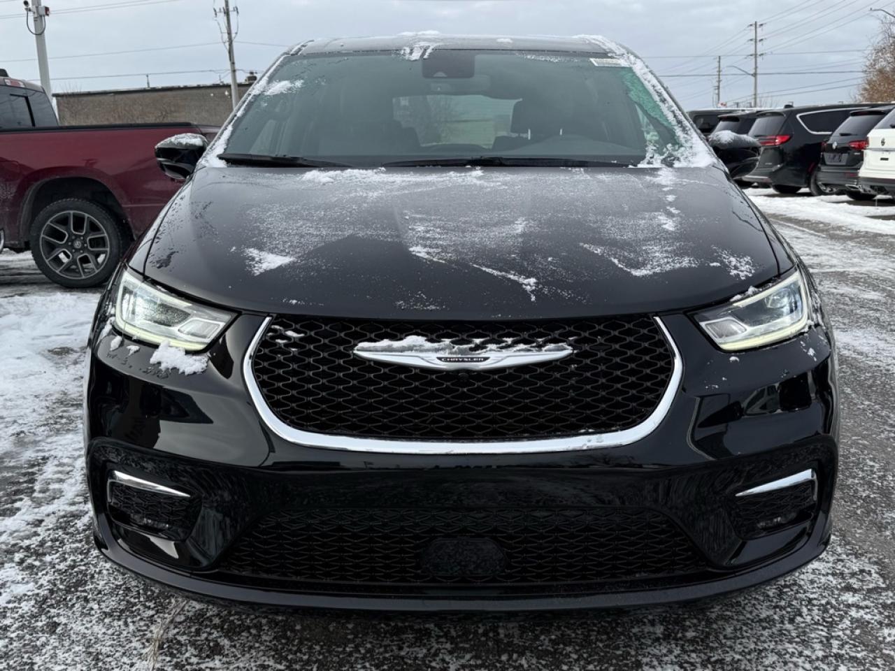 2026 Chrysler Pacifica Select  - Apple CarPlay - $167.23 /Wk Photo