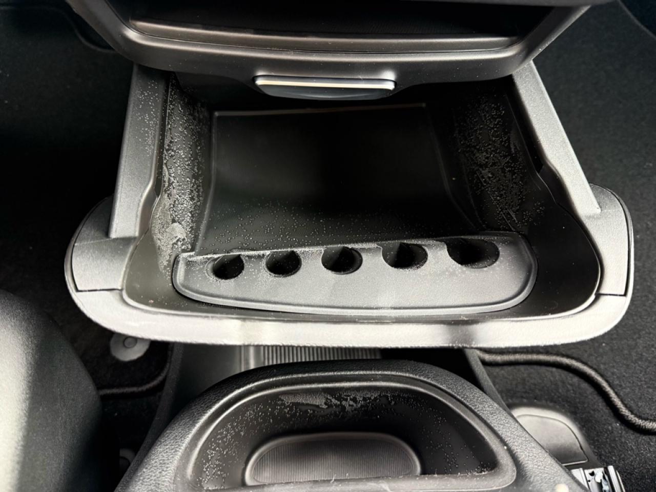 2026 Chrysler Pacifica Select  - Apple CarPlay - $153.33 /Wk Photo