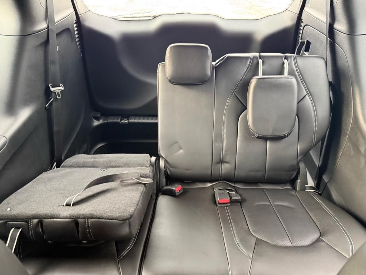 2026 Chrysler Pacifica Select  - Apple CarPlay - $153.33 /Wk Photo