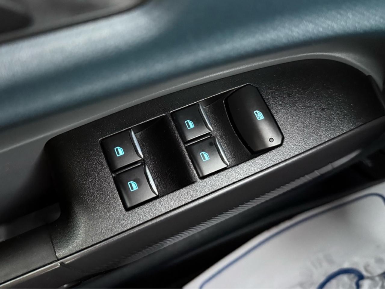 2023 Ford Maverick XL  - Apple CarPlay -  Android Auto - $91.14 /Wk Photo