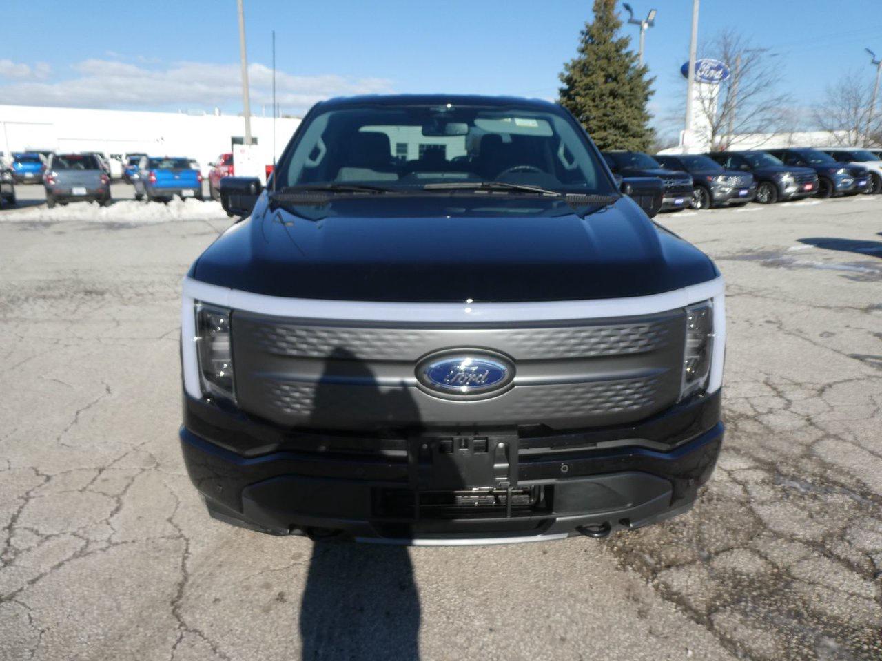 2023 Ford F-150 Lightning XLT Photo