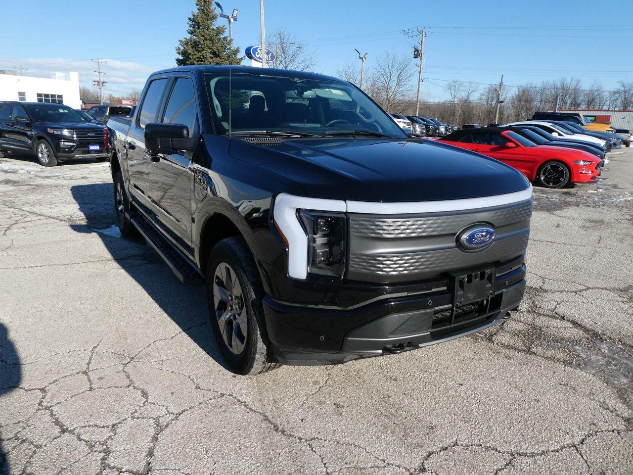 2023 Ford F-150 Lightning XLT Photo