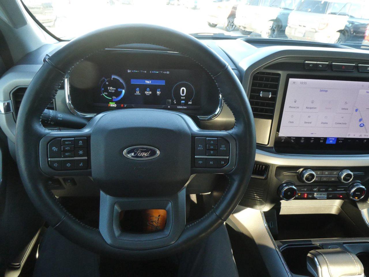 2023 Ford F-150 Lightning PRO/LIGHTN XLT Photo