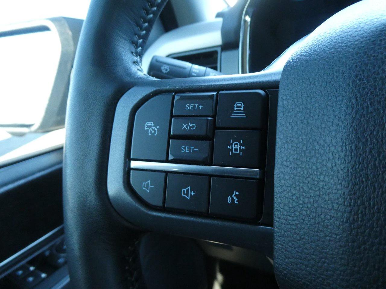 2023 Ford F-150 Lightning PRO/LIGHTN XLT Photo