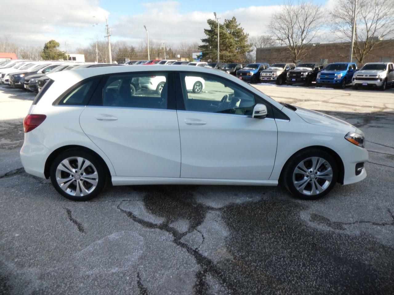 2016 Mercedes-Benz B250 B 250 Sports Tourer Photo