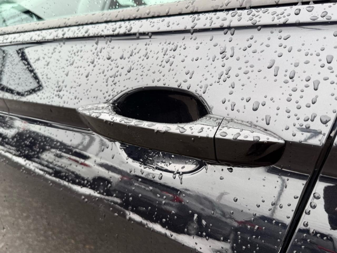 2019 Volkswagen Tiguan Trendline 4MOTION  -  Apple CarPlay Photo