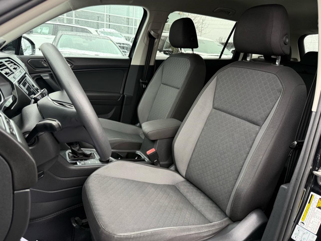 2019 Volkswagen Tiguan Trendline 4MOTION  -  Apple CarPlay Photo