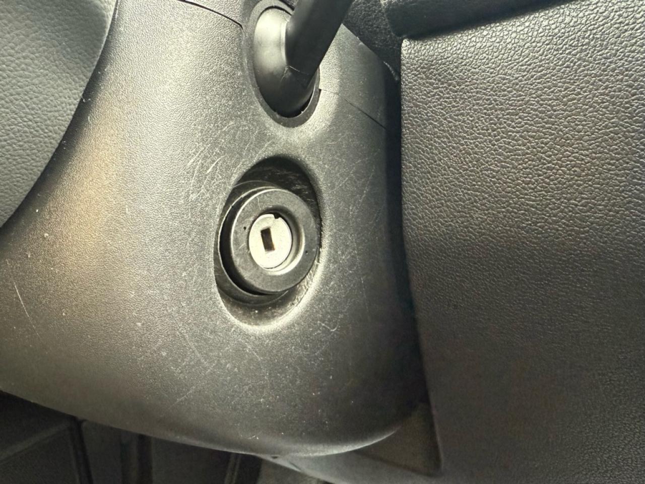 2019 Volkswagen Tiguan Trendline 4MOTION  -  Apple CarPlay Photo