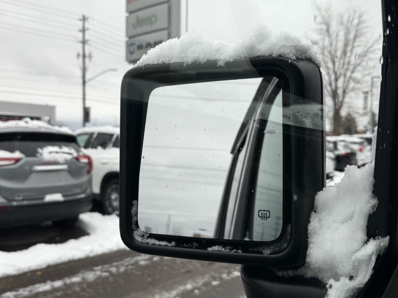 2023 Jeep Gladiator Sport S  -  Apple CarPlay - $151.36 /Wk Photo