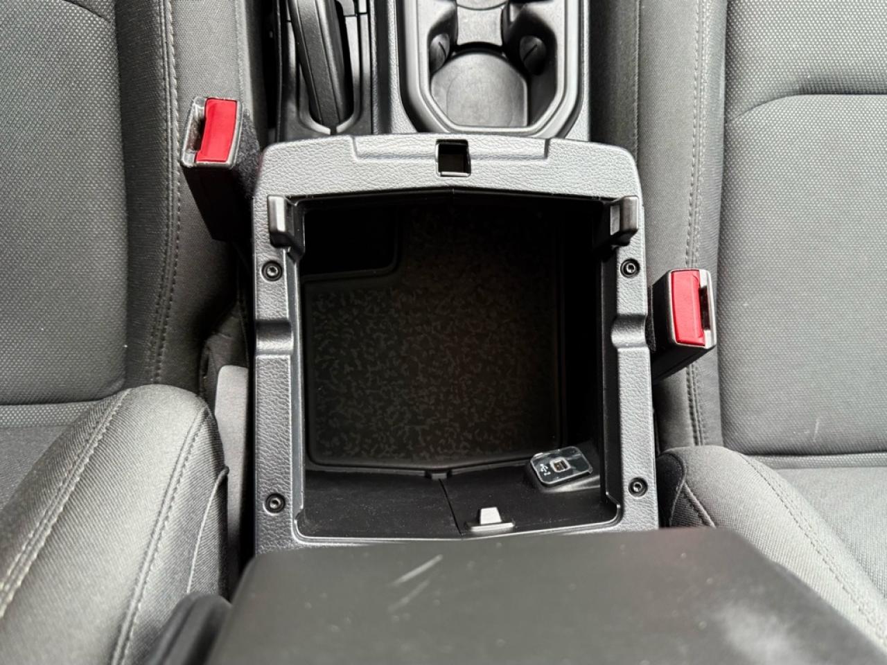 2023 Jeep Gladiator Sport S  -  Apple CarPlay - $151.36 /Wk Photo