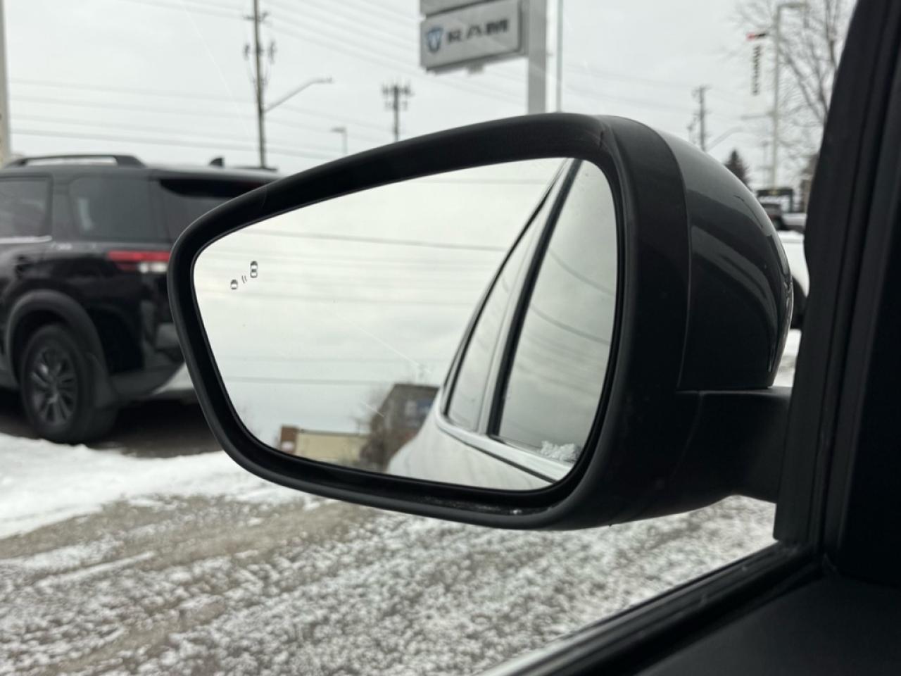 2021 Ford Escape Titanium Hybrid AWD  - Navigation - $80.69 /Wk Photo