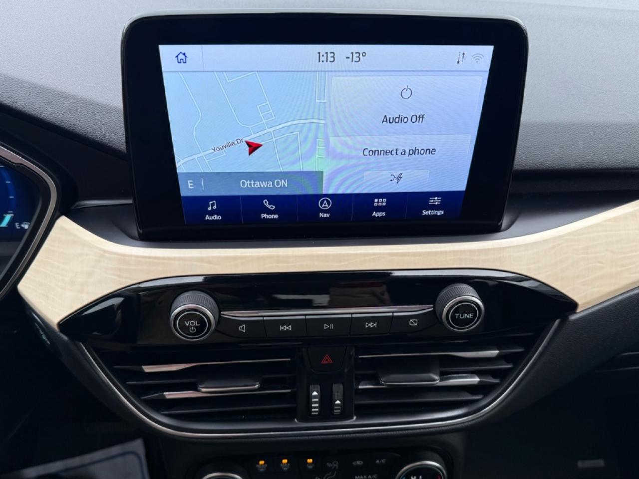 2021 Ford Escape Titanium Hybrid AWD  - Navigation - $80.69 /Wk Photo