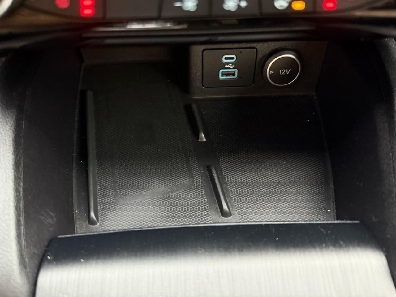 2021 Ford Escape Titanium Hybrid AWD  - Navigation - $80.69 /Wk Photo