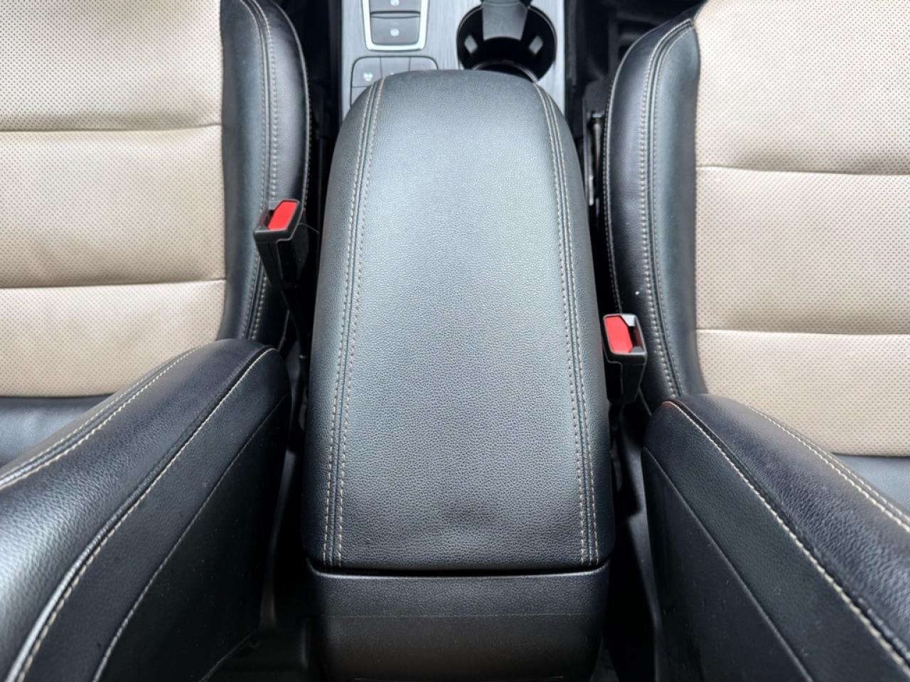 2021 Ford Escape Titanium Hybrid AWD  - Navigation - $80.69 /Wk Photo