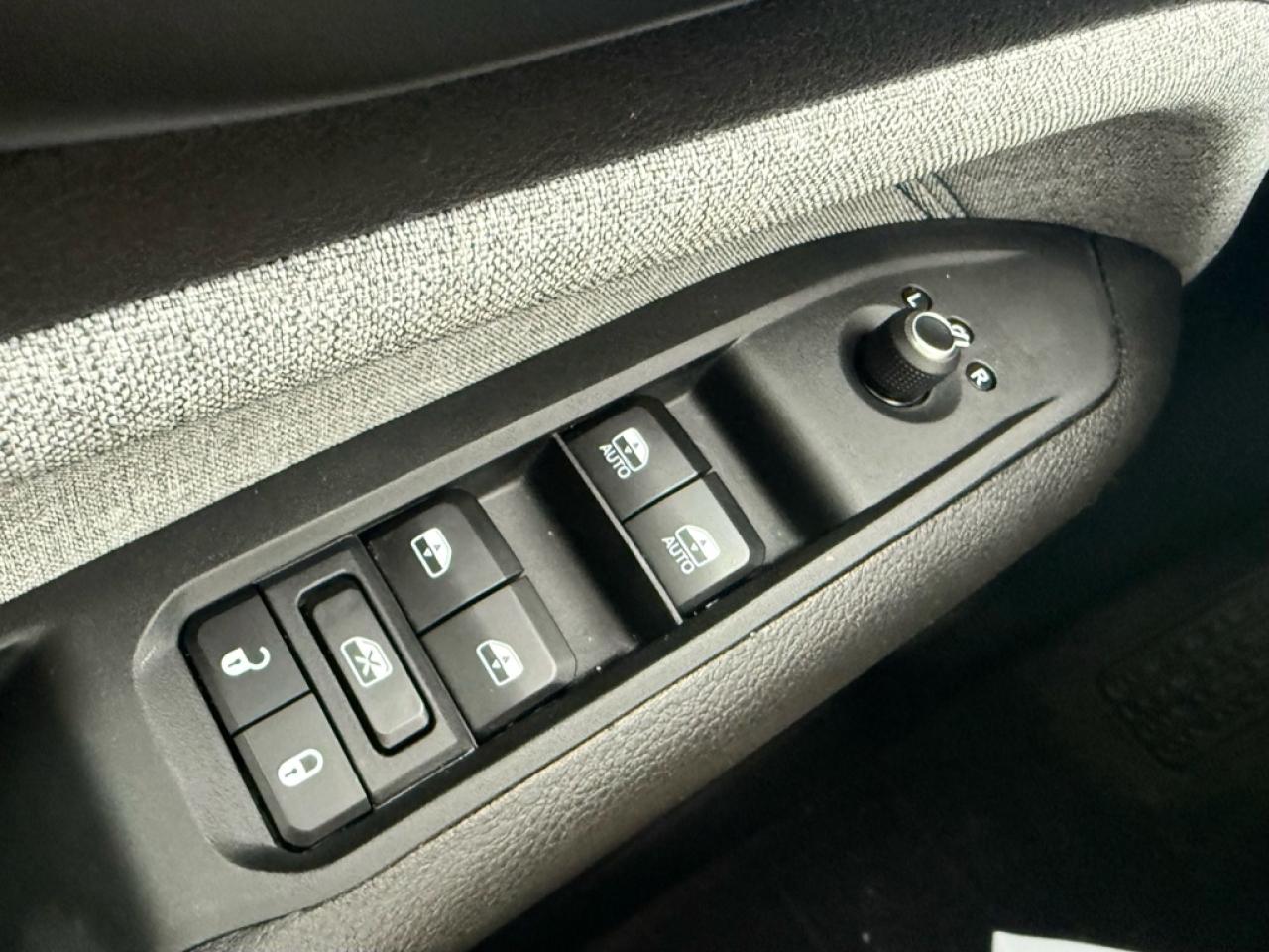 2025 Jeep Compass North  -  Remote Start - $98.38 /Wk Photo