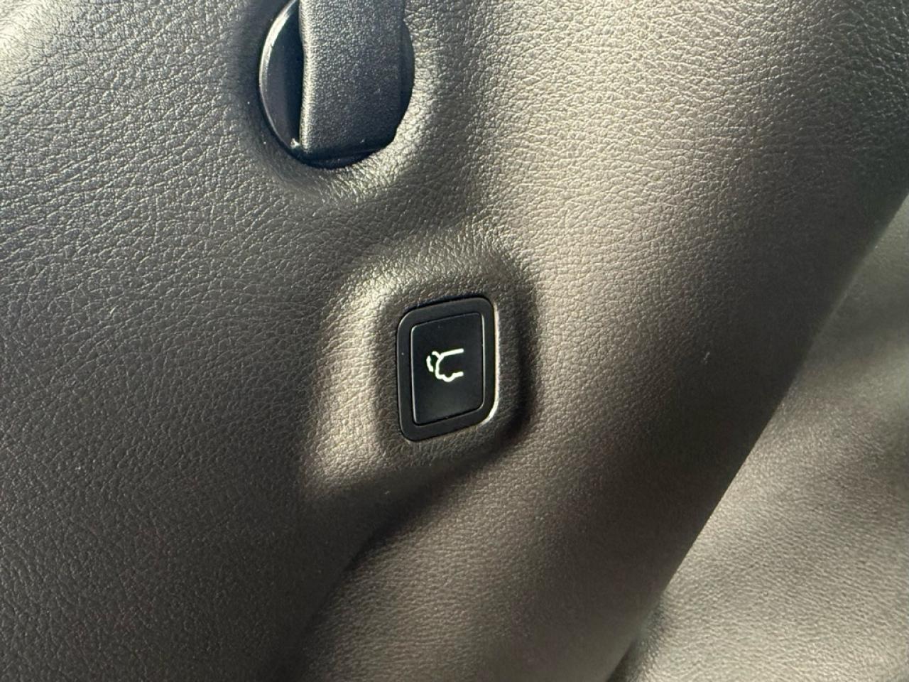 2025 Jeep Compass North  -  Remote Start - $98.38 /Wk Photo