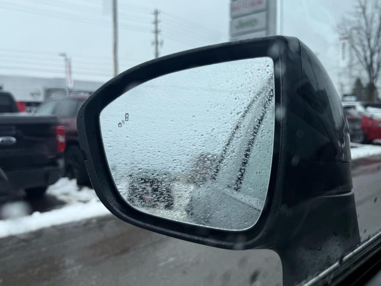 2022 Nissan Pathfinder SV  - Sunroof -  Navigation - $101.55 /Wk Photo